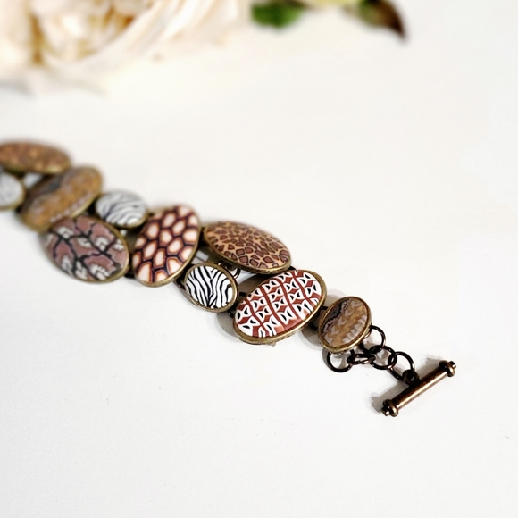 Safari Cobblestone Bracelet - Picture 4 of 5